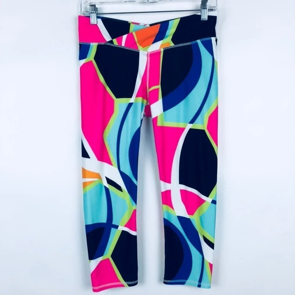 3/$25 Fabletics Cross Waist Cropped Workout Pants - Picture 1 of 6